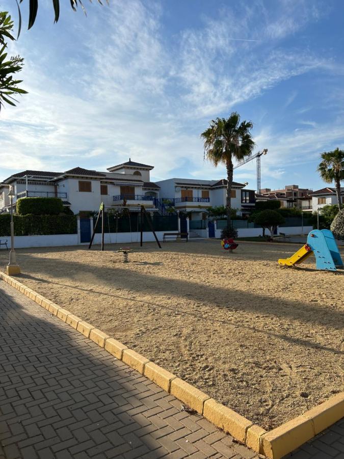 Acogedor Apartamento En La Playa Vera Luaran gambar